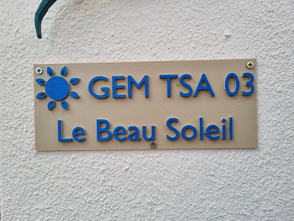 Un nouveau jour se lève.